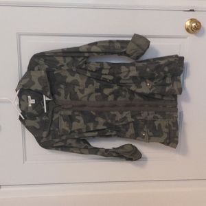 Camo zip up jacket